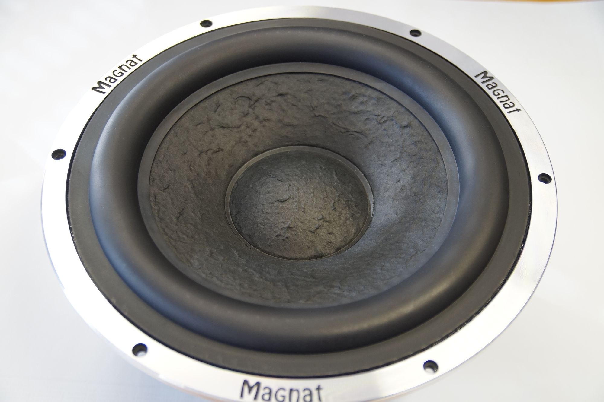 MAGNAT AD 300, High End 30er subwoofer, bass speaker, 1200 Watts, New | eBay